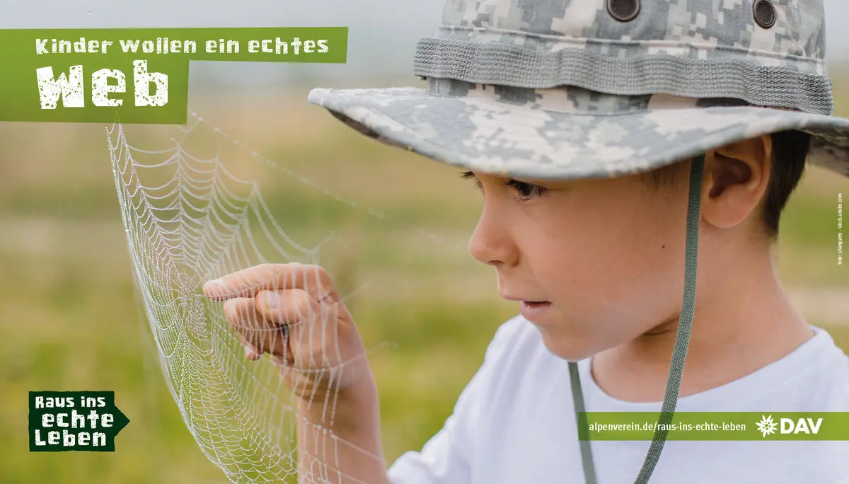 Raus ins echte Leben im Sommer | © Shangaray / Adobe Stock