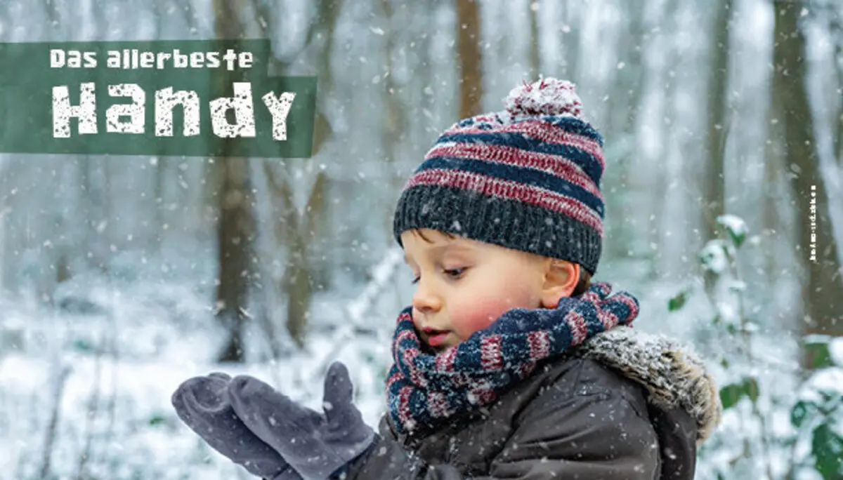 Foto aus der Kampagne des DAV: Raus ins echte Leben: zu sehen ein Kind mit Handschuhen | © Anna / Adobe Stock